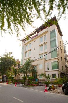 Oyo Premium Pitampura Hotel New Delhi Exterior photo